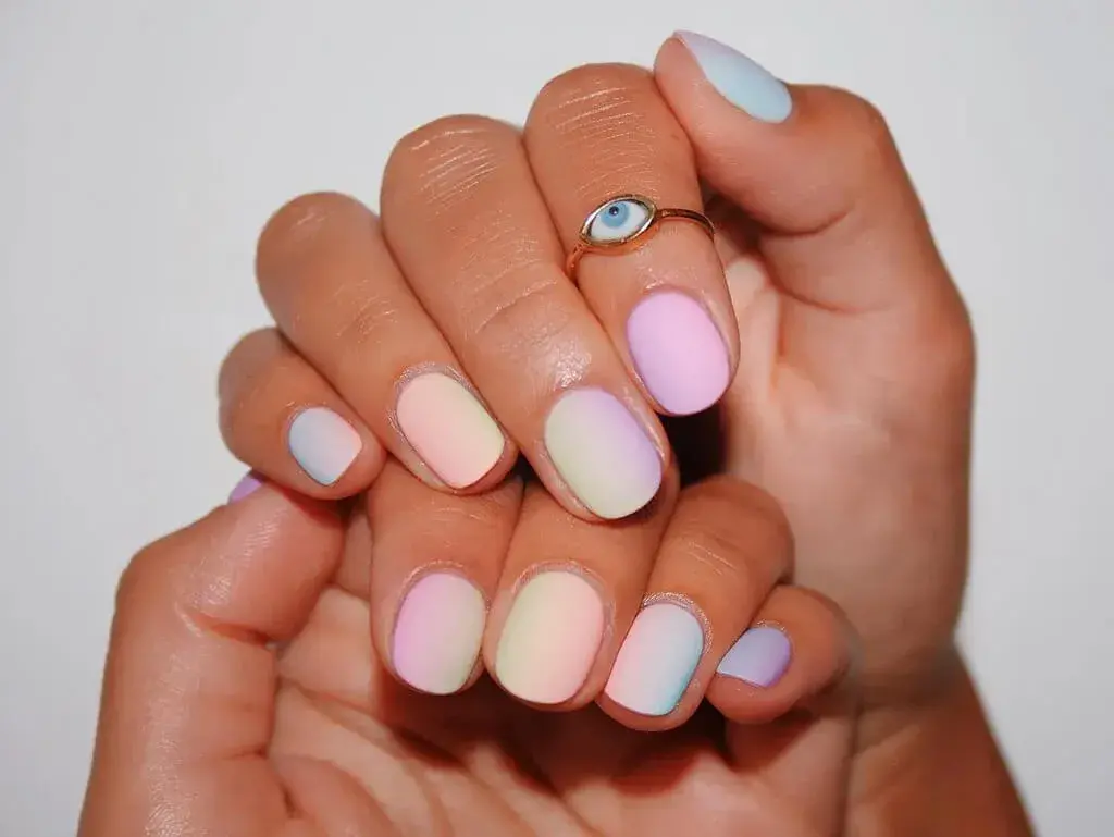 ombre nails colors