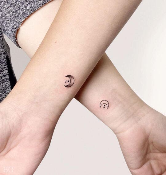 39 Cute and Meaningful Couple Tattoo Ideas - OurMindfulLife.com// tattoo  love cou… | Meaningful tattoos for couples, Married couple tattoos, Matching  couple tattoos