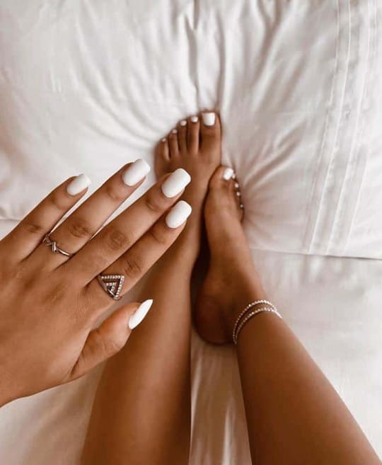 white toes with design