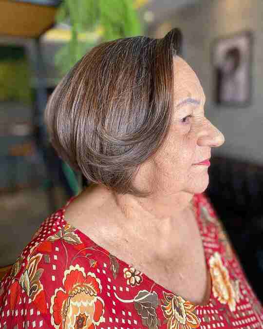 Short Haircuts for Women Over 60