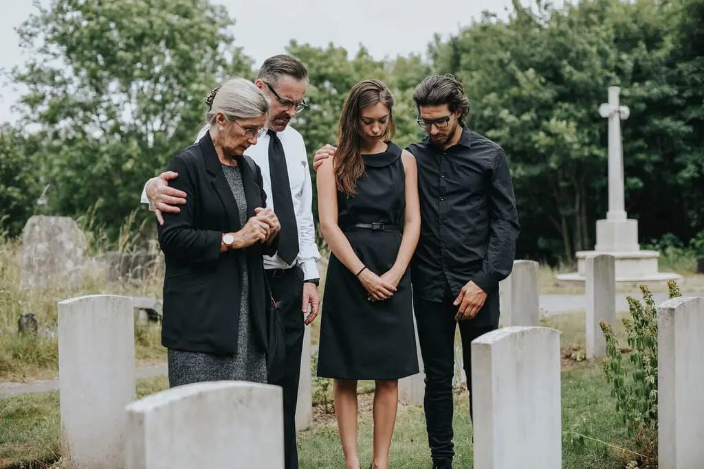 what to wear in funeral