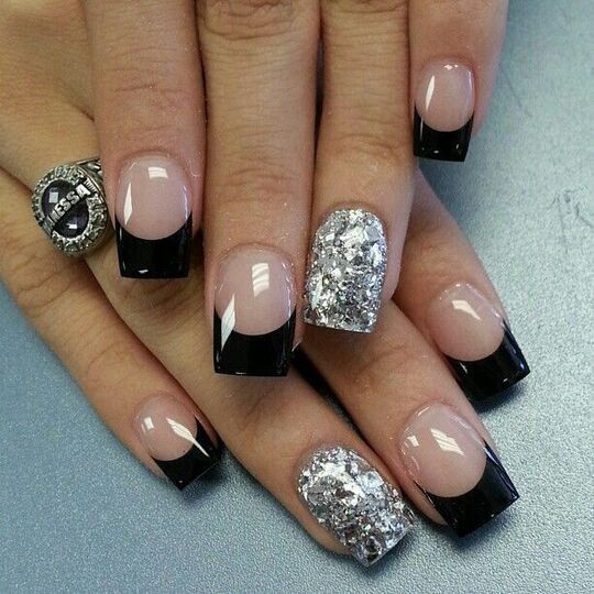 Black and Silver nail Design
