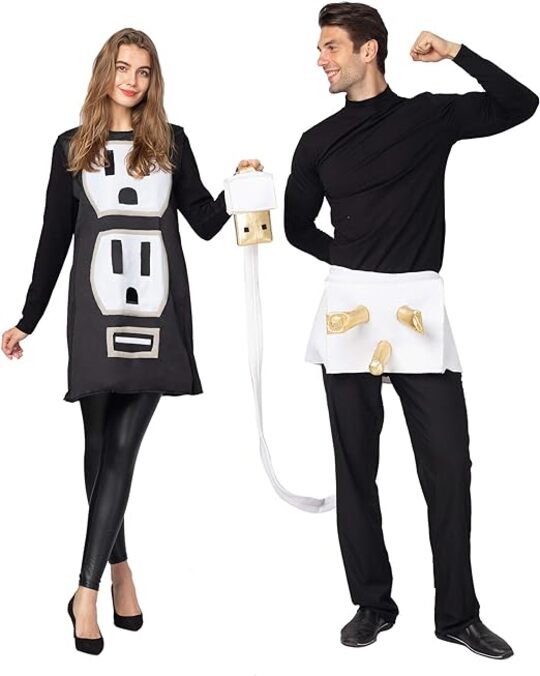 15 Best Couple Halloween Costumes Ideas for 2023 - Dezayno