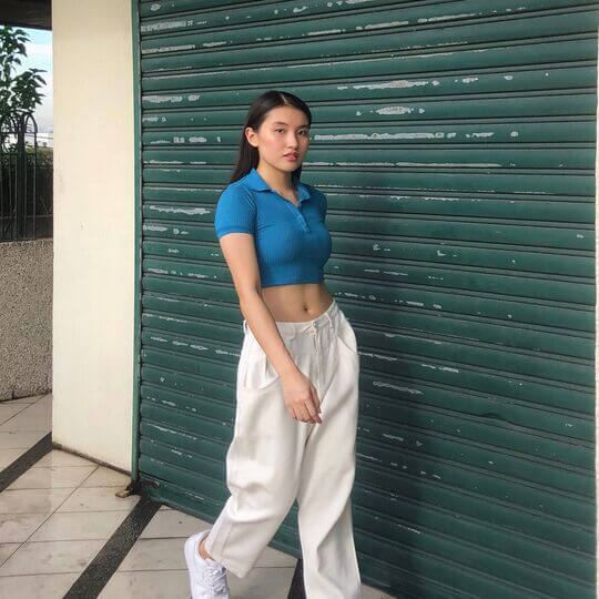 Loose A-Line Pants and Polo Crop Tops