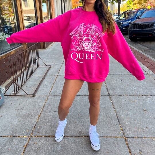 Sweatshirts concert outfit