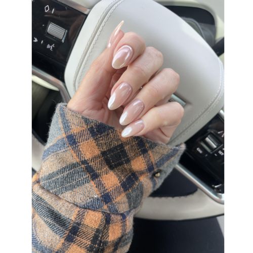 neutral natural nails